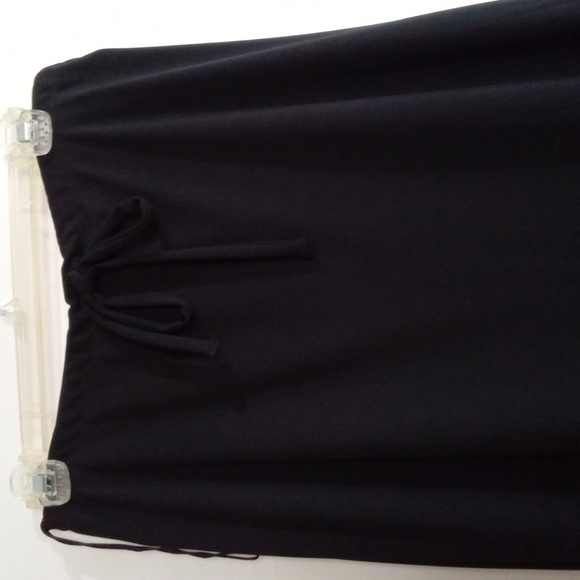 Dressy Blk.Skirt w/Bow tie front - Picture 8 of 9